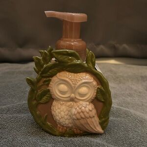 Bath & Body Works Sleepy Owl Gentle & Clean Foaming Hand Soap Dispenser. New.